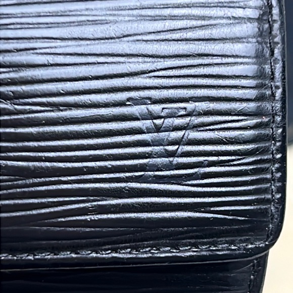 Auth. LV Louis Vuitton Black Epi Multicles 6 Key Ring Hoop Wallet unisex VTG - Picture 7 of 17